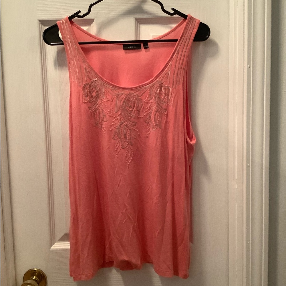Coral Apt 9 tank with gold beading